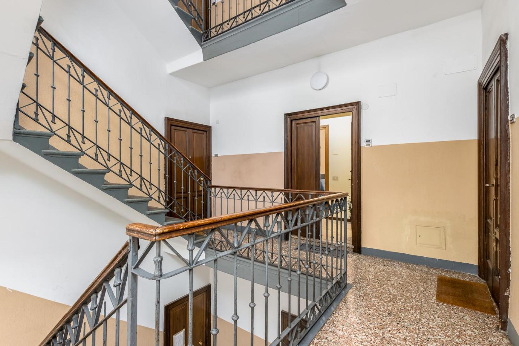 - Near Downtown - Bergamo Central Stay ภายนอก รูปภาพ