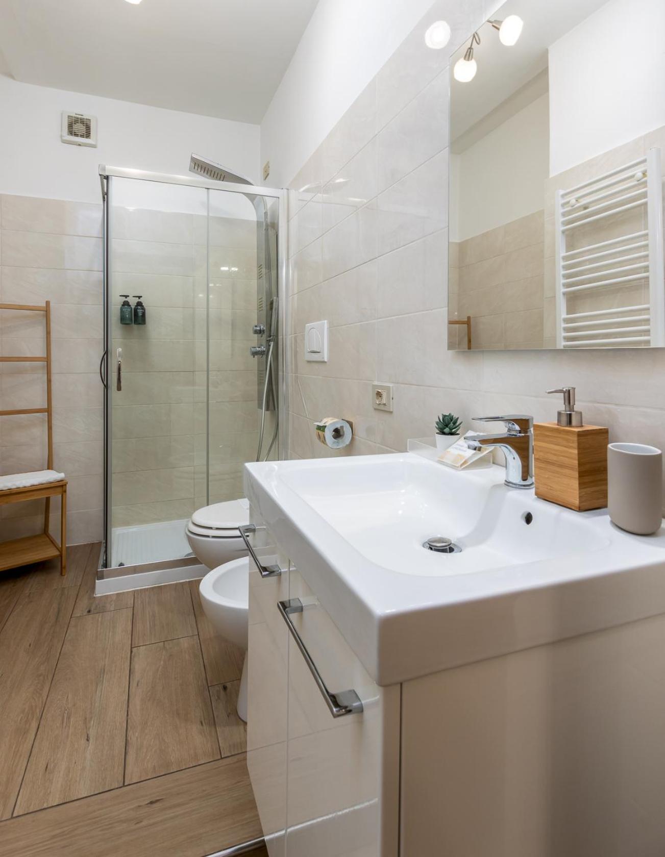 - Near Downtown - Bergamo Central Stay ภายนอก รูปภาพ