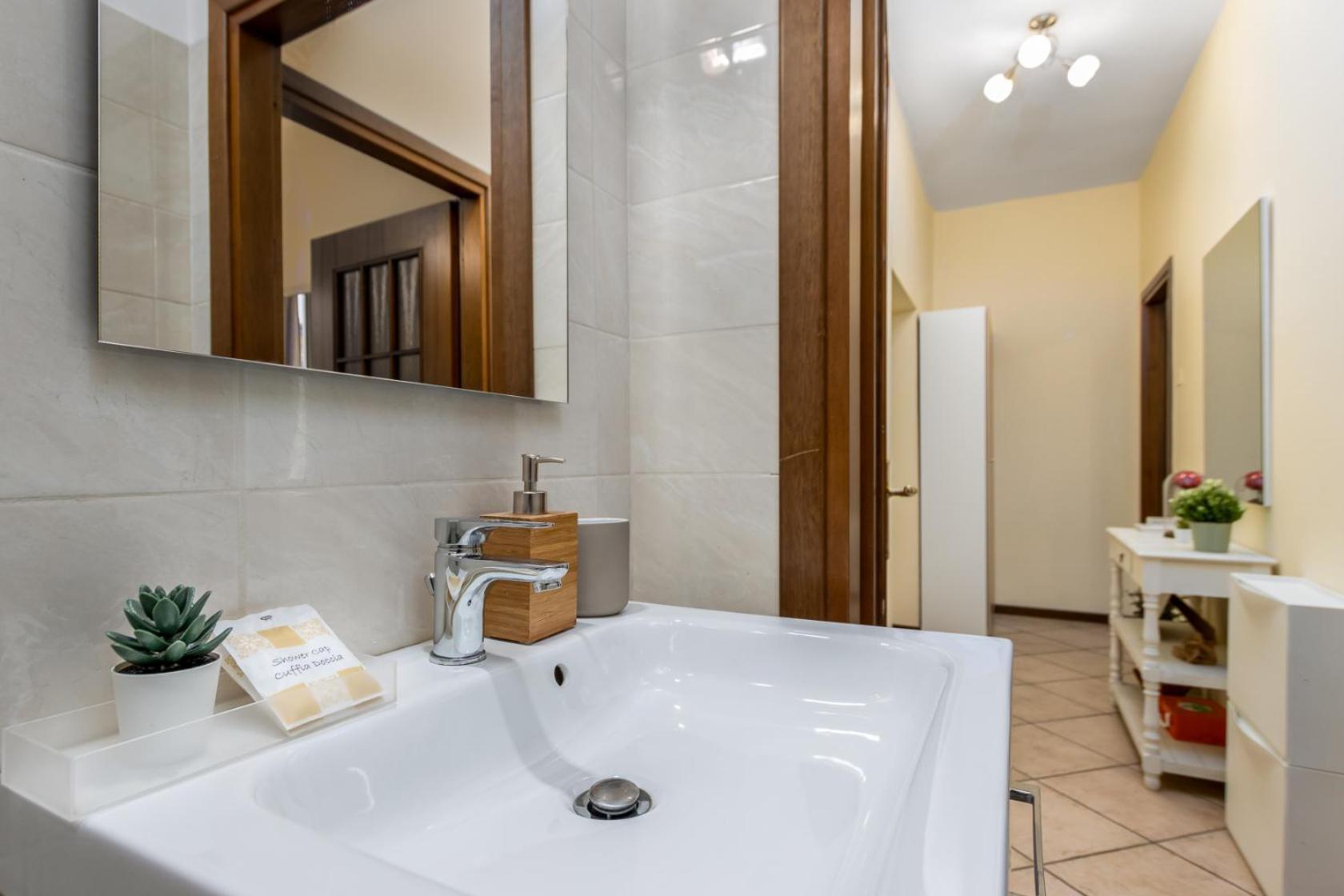 - Near Downtown - Bergamo Central Stay ภายนอก รูปภาพ